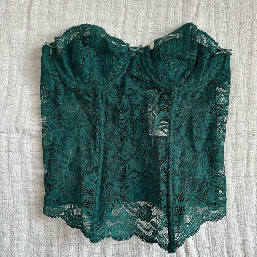 Vintage Victoria’s Secret Lace Corset 34B